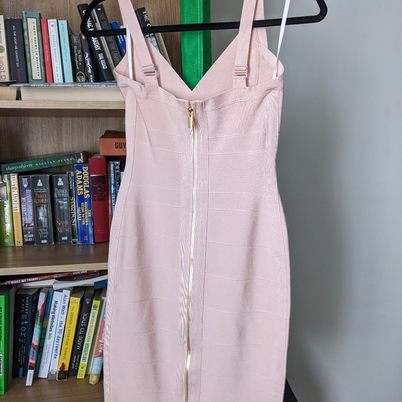 Aritzia Babaton Mason Bandage Dress - Picture 5 of 6